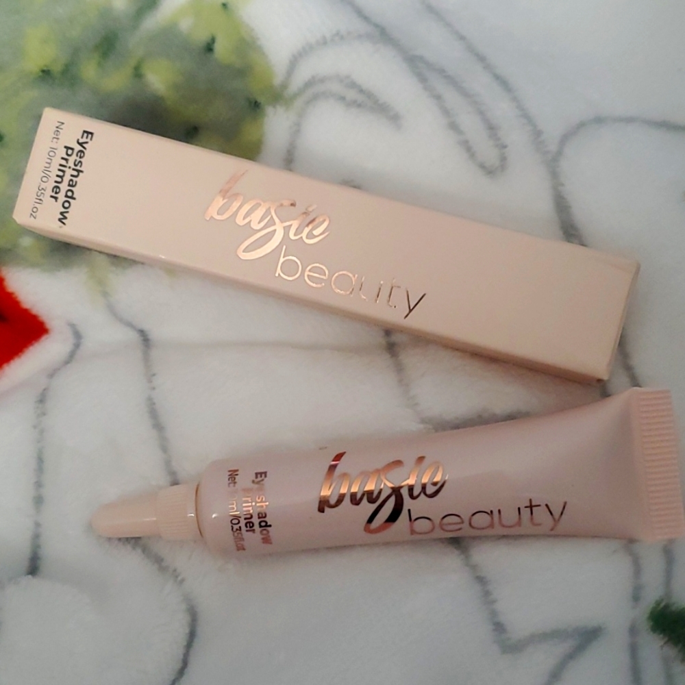 BASIC❤️‍🔥BEAUTY Eyeshadow Primer 